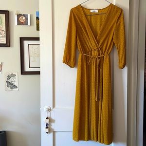 Carly Jean Los Angeles Poppy Wrap Dress